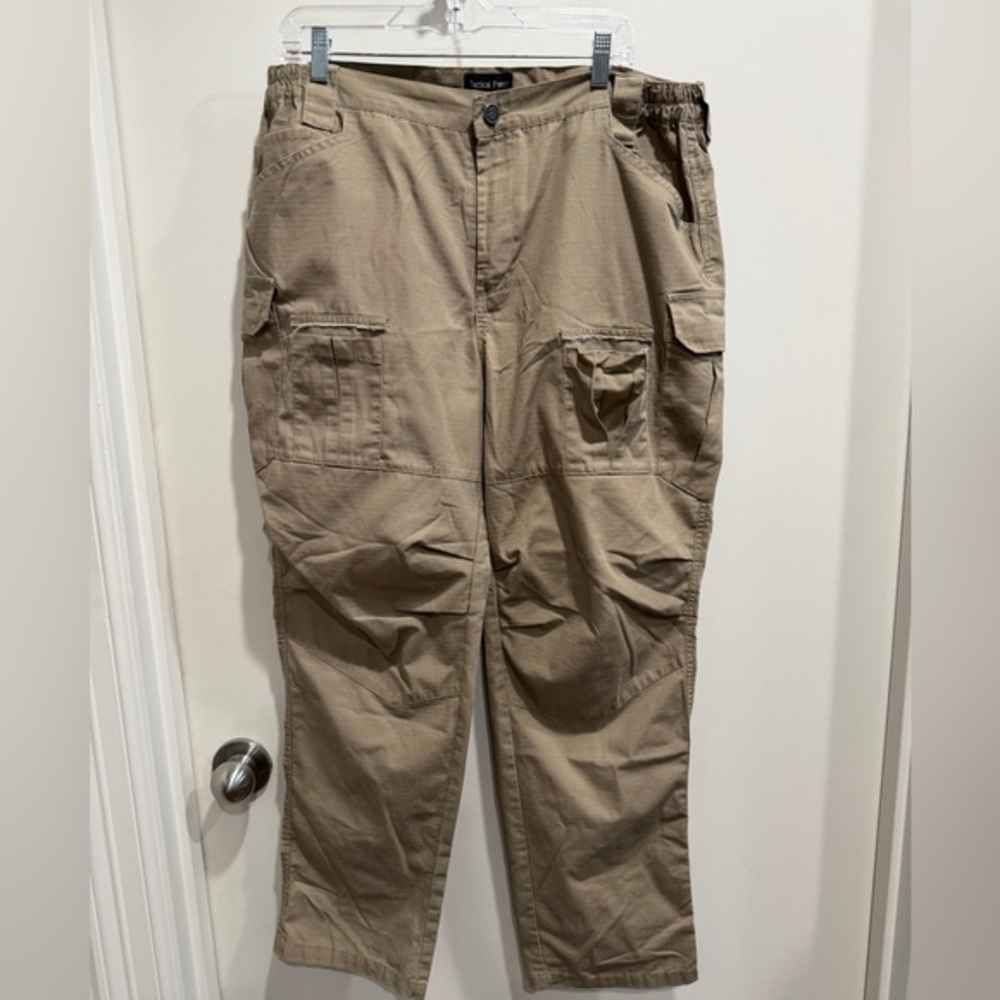Men's Khaki Cargo Pants